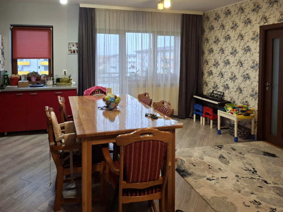 Apartament 3 camere,66mp/ Etaj intermediar/Subcetate/zona Parc Poligon