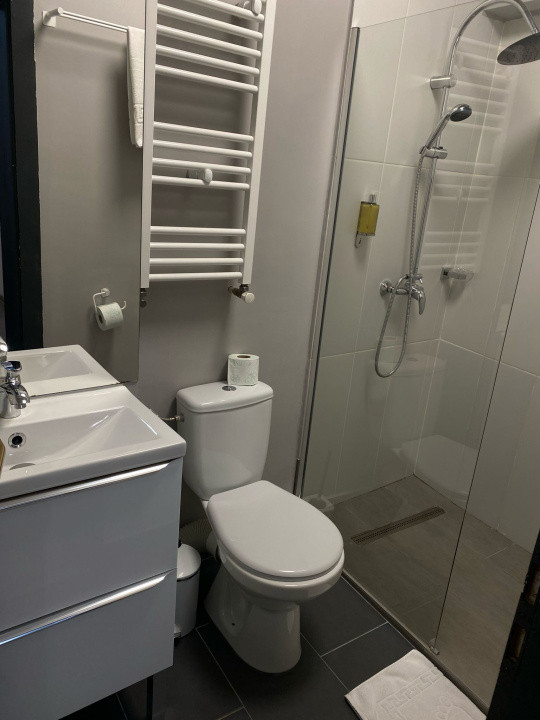Apartament ultracentral doua camere, 55 MP, la cheie
