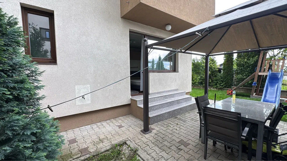 Apartament cu 2 camere, 55 mp, curte privata 110 mp , Europa , Pet Friendly!