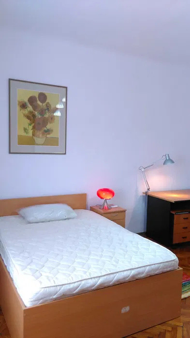 Apartament cu 2 camere, 75 mp, AC in fiecare camera , Ultracentral