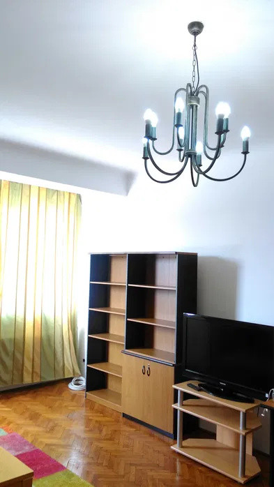 Apartament cu 2 camere, 75 mp, AC in fiecare camera , Ultracentral