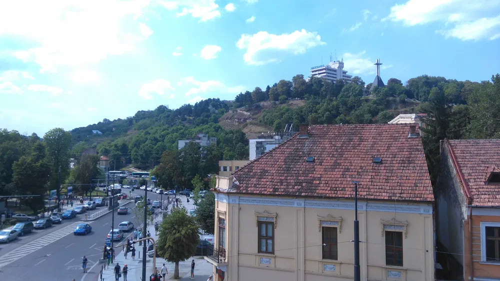 Apartament cu 2 camere, 75 mp, AC in fiecare camera , Ultracentral