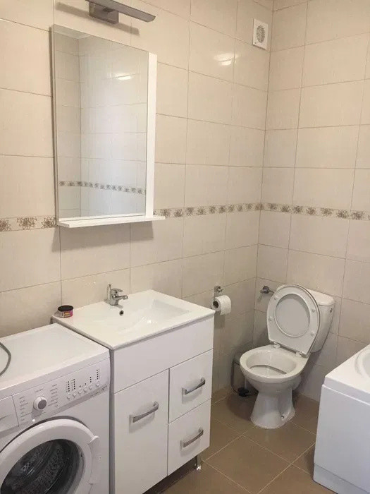Apartament cu o camera de inchiriat in Dambul Rotund 