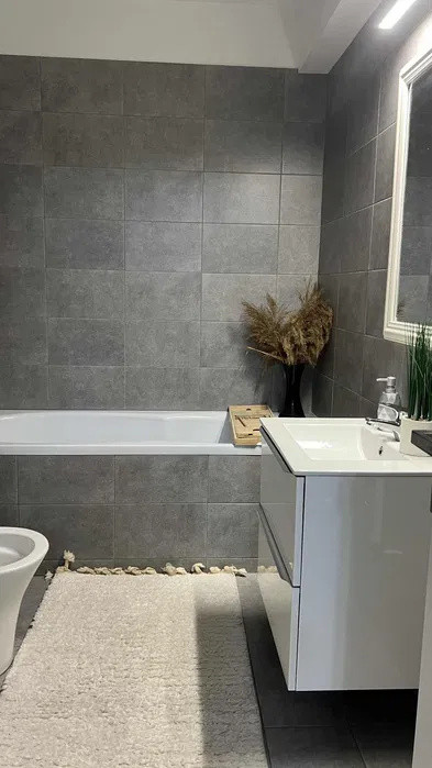 Apartament cu 2 camere, 45 mp, terasa, zona Sub Cetate
