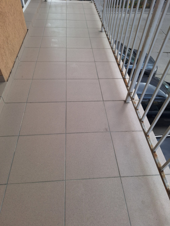 Apartament cu 3 camere, 61 mp, 2 balcoane, zona Porii