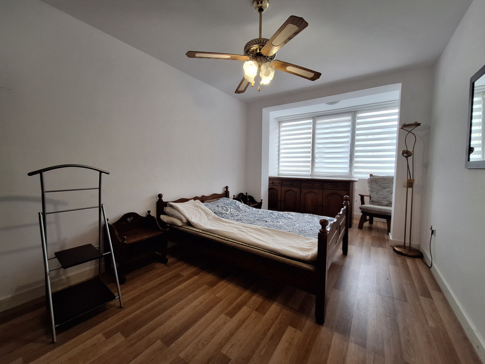 Apartament cu 2 camere, 67 mp, zona Florilor