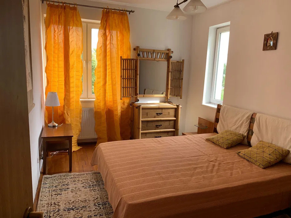 Apartament 3 camere decomandate , Zorilor , 60 mp, parcare 