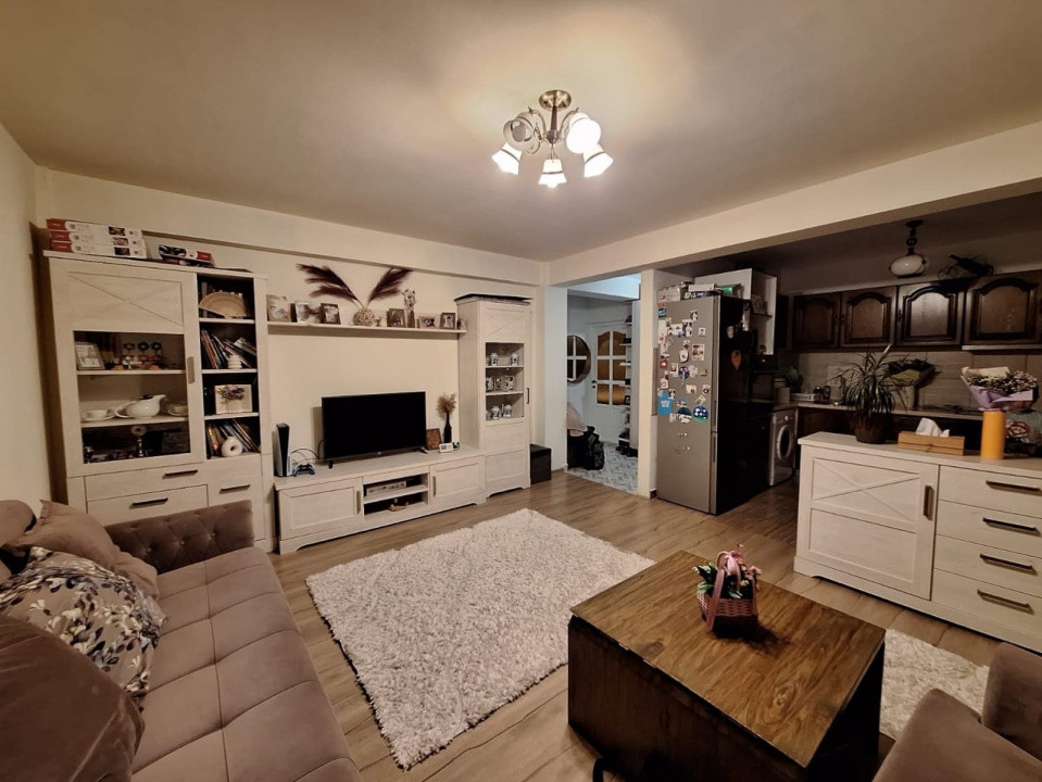 Apartament cu 3 camere, 67 mp, gradina, parcare, zona Tineretului