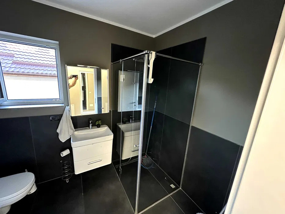 Apartament cu 2 camere,55mp,parcare, zona Gruia