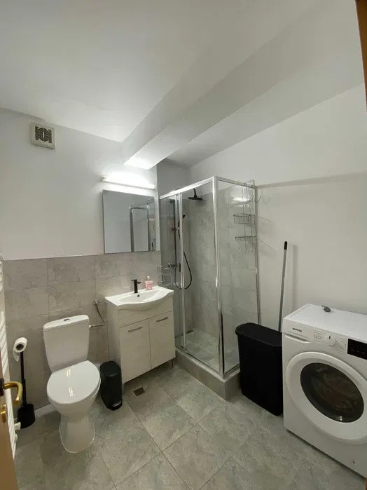 Apartament cu 2 camere, 60 mp, zona Calea Turzii