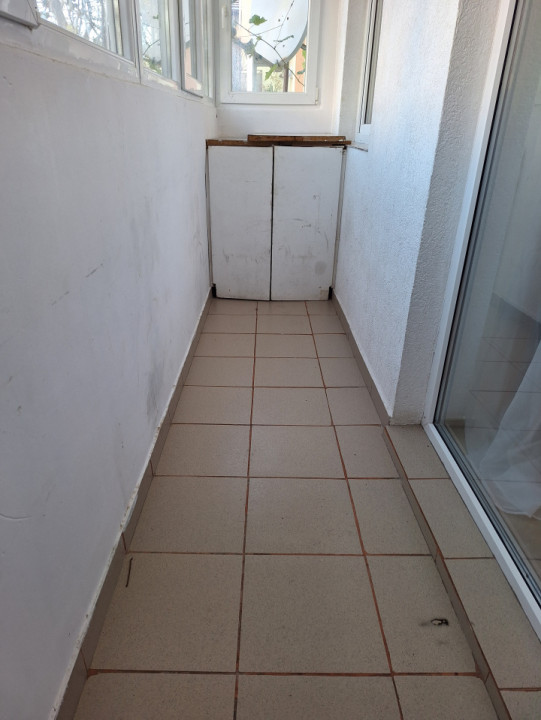 Apartament cu 2 camere, 56 mp, balcon, zona Cetatii