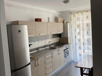 Apartament zona Eroilor ,  mobilat si utilat , etaj intermediar , 34 mp 