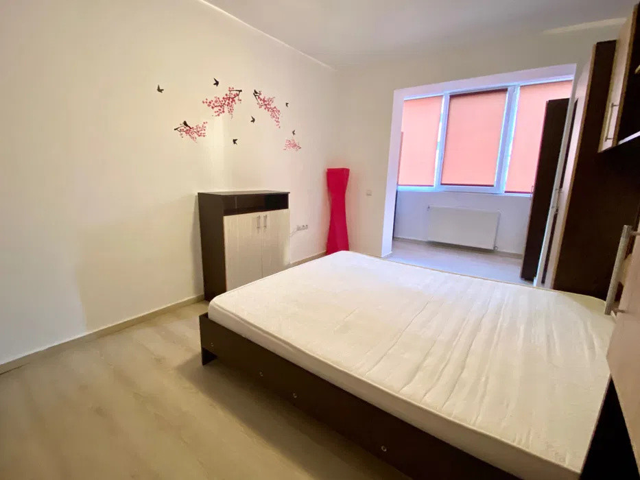 Apartament cu 2 camere, 58 mp, parcare, zona Florilor