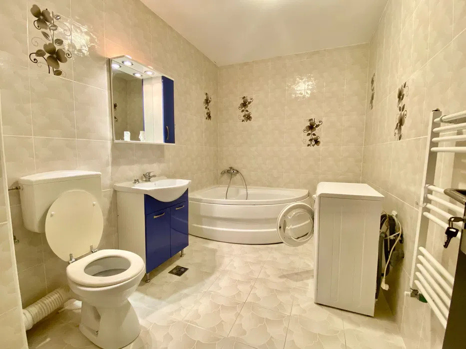 Apartament cu 2 camere, 58 mp, parcare, zona Florilor