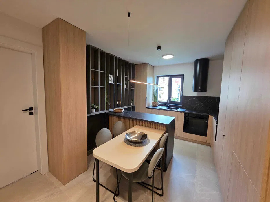 Apartament cu 3 camere, 65 mp, zona Marasti