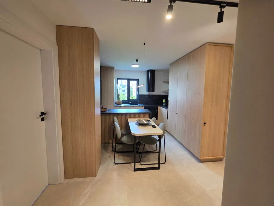 Apartament cu 3 camere, 65 mp, zona Marasti