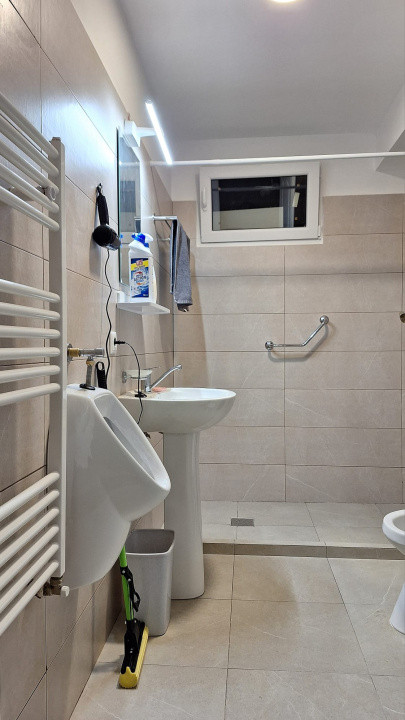 Apartament cu 2 camere, 57mp,parcare, zona Baciu