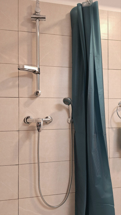 Apartament cu 2 camere, 57mp,parcare, zona Baciu