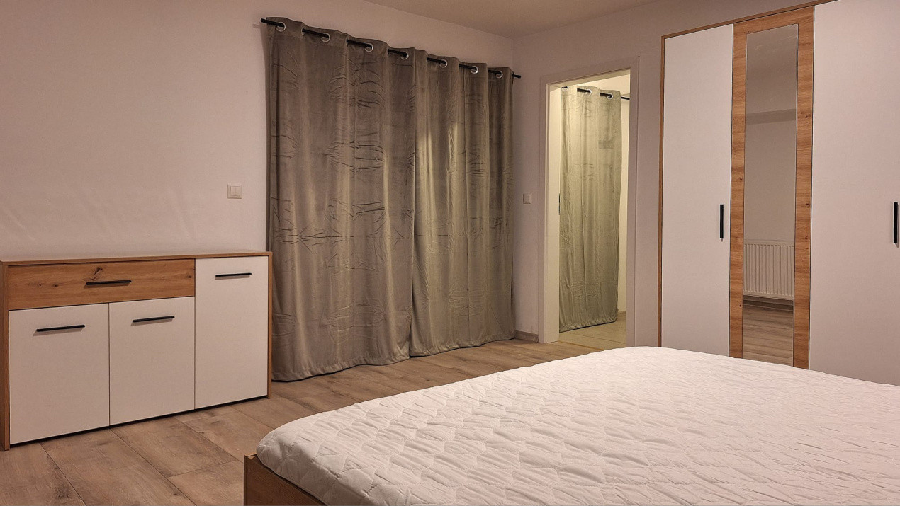 Apartament cu 2 camere, 57mp,parcare, zona Baciu