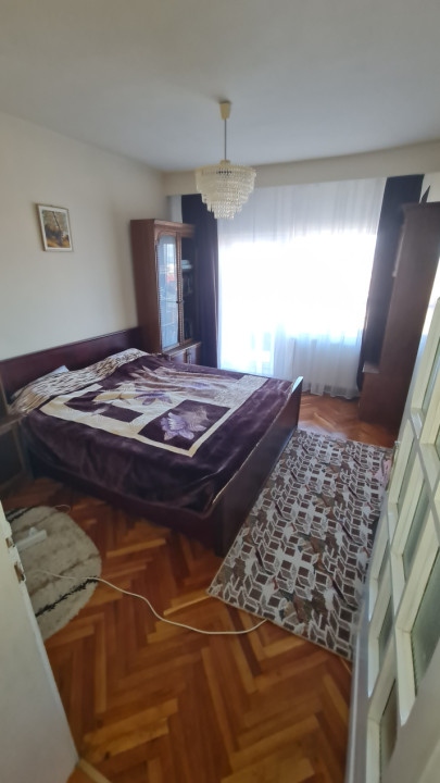 Casa 5 camere zona UMF