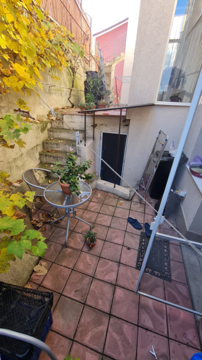 Casa 5 camere zona UMF