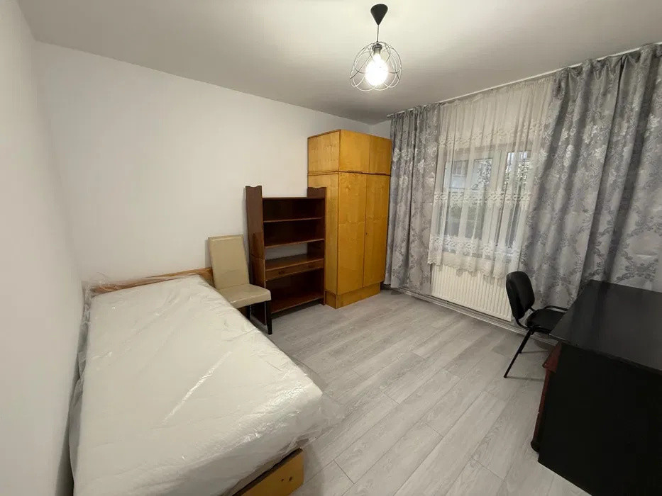 Apartament cu 3 camere, 65 mp, zona Zorilor