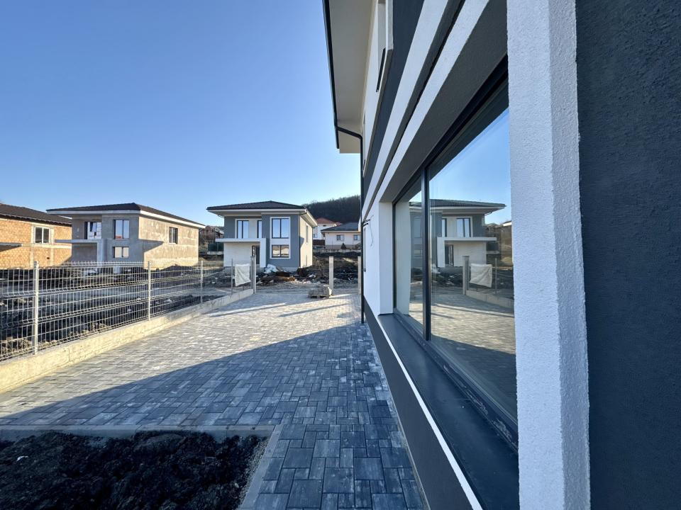 Casa individuala, 120 mp, 500 mp teren, CF disponibil, Chinteni
