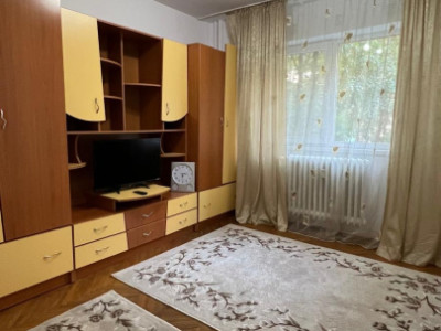Apartament cu 2 camere decomandate de 39mp, cu garaj propriu in Manastur
