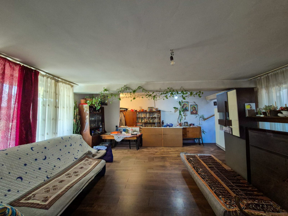 Casa insiruita - ansamblu inchis - Dumitru Mocanu, zona Lidl