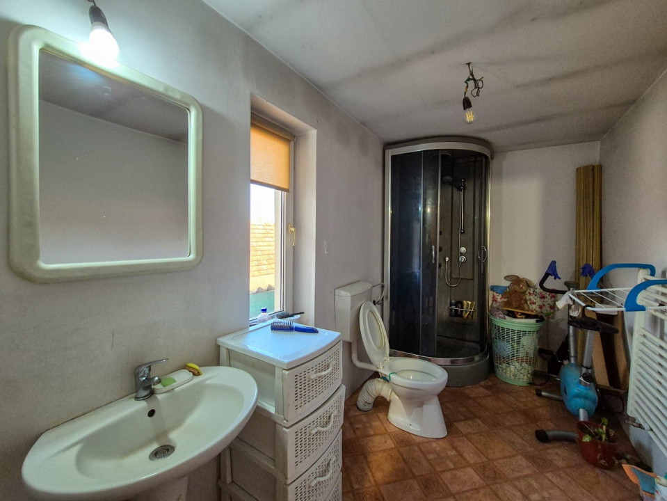 Casa insiruita - ansamblu inchis - Dumitru Mocanu, zona Lidl