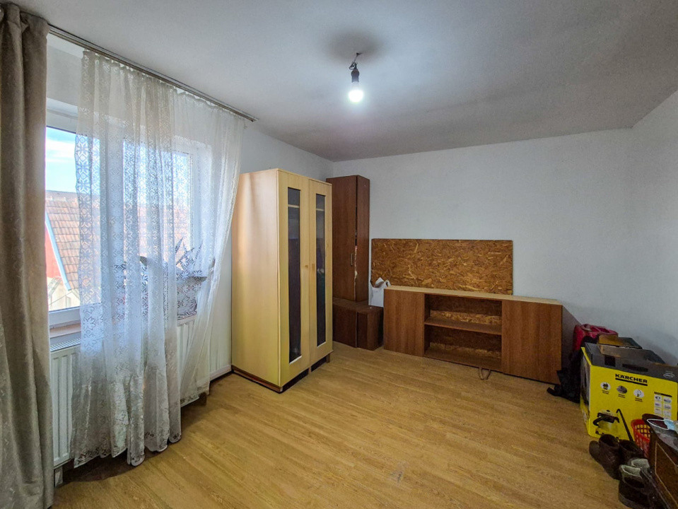 Casa insiruita - ansamblu inchis - Dumitru Mocanu, zona Lidl