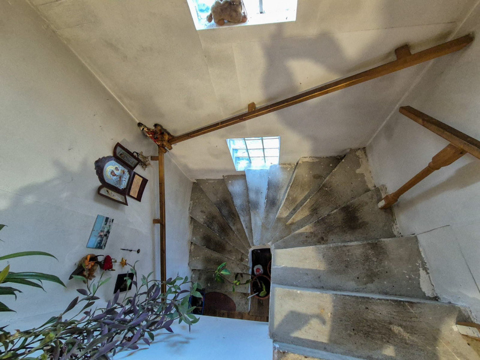 Casa insiruita - ansamblu inchis - Dumitru Mocanu, zona Lidl