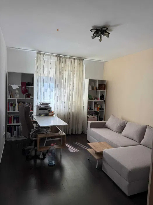 Apartament cu 3 camere, 63 mp, parcare, zona Tineretului