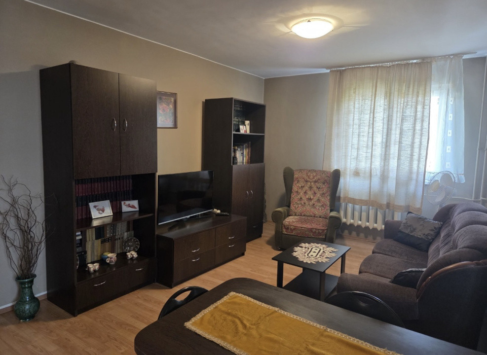 Apartament cu 2 camere, de 35mp in zona Casa Piratilor/Manastur