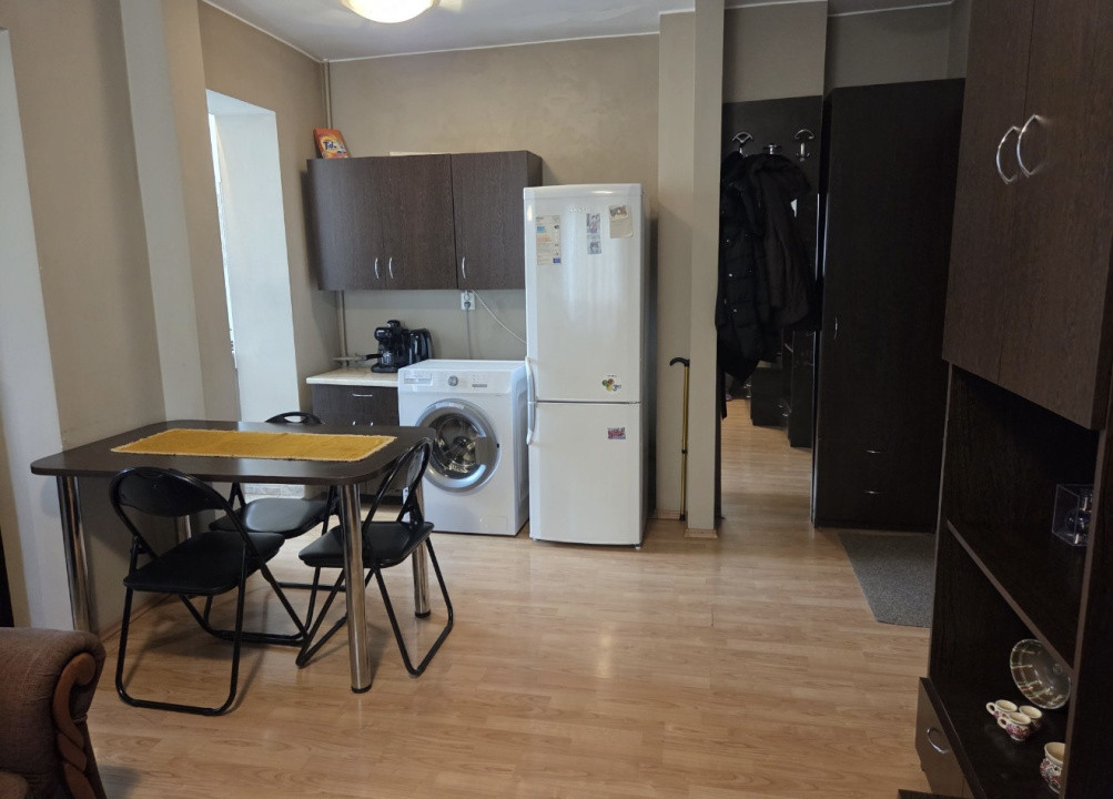 Apartament cu 2 camere, de 35mp in zona Casa Piratilor/Manastur