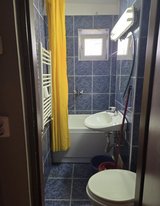 Apartament cu 2 camere, de 35mp in zona Casa Piratilor/Manastur