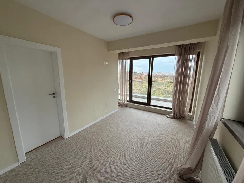 Apartament cu 2 camere,70mp,terasa,parcare,zona Borhanci