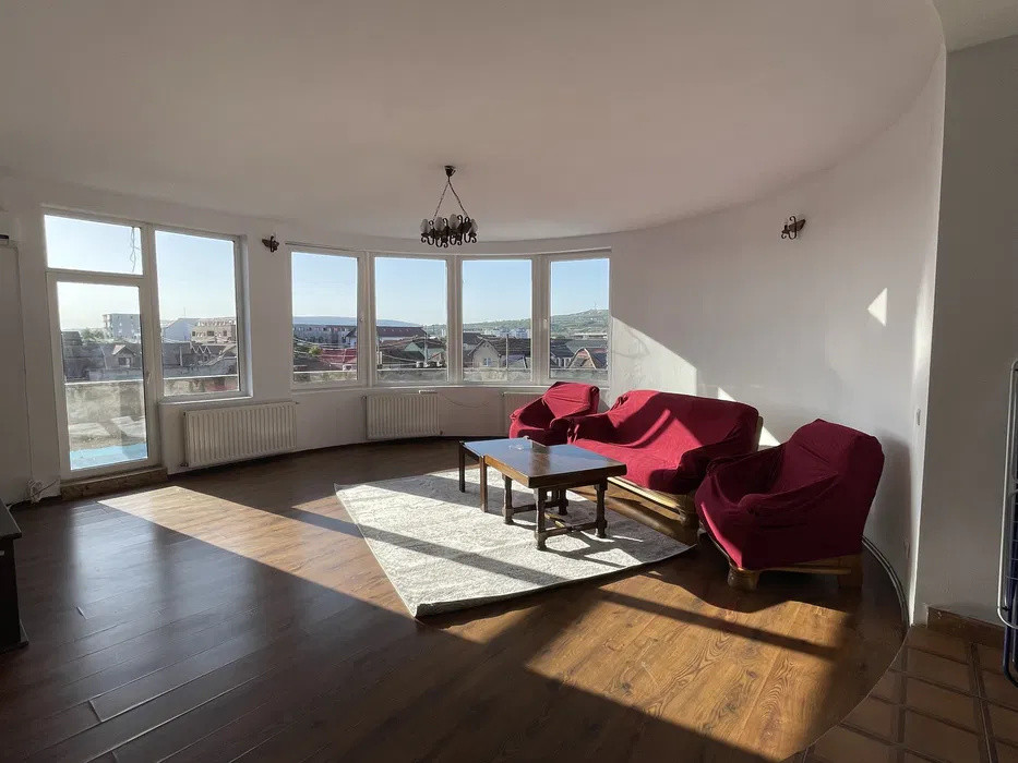 Apartament cu 4 camere, 150 mp, zona Someseni