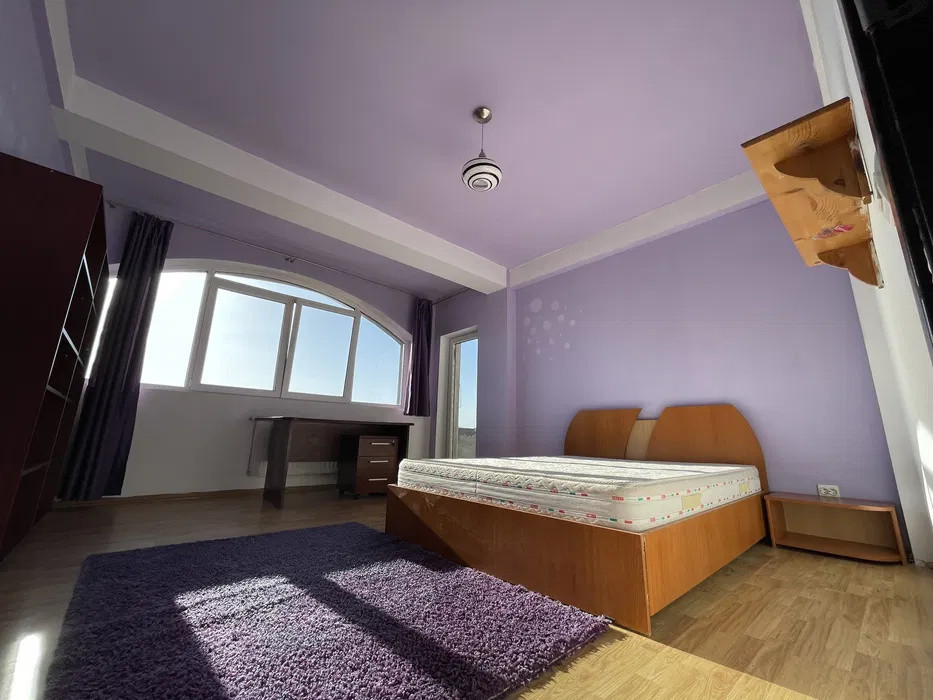 Apartament cu 4 camere, 150 mp, zona Someseni
