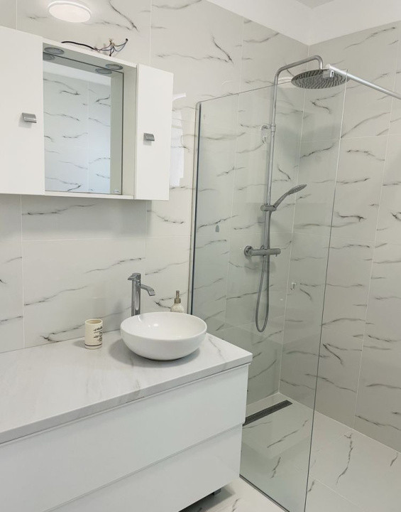 Apartament 2 camere modern, 53mp - Parcare subterana / zona Teilor