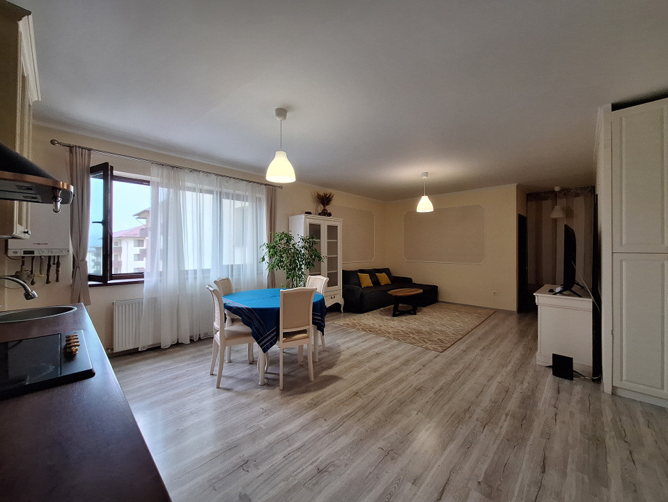 Apartament cu 2 camere, 55 mp, balcon, zona Parcului Poligon