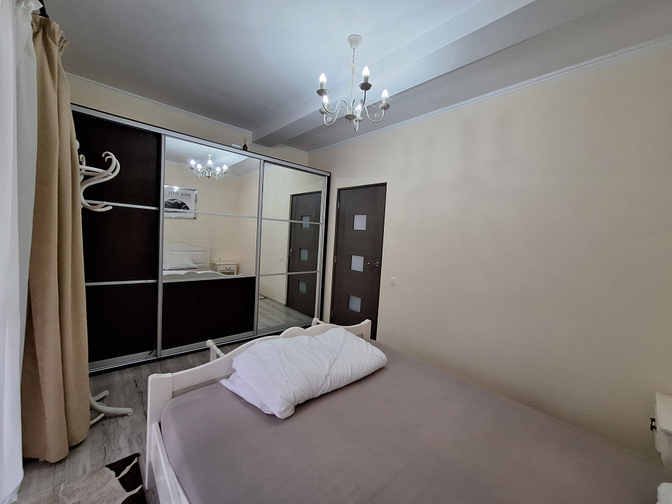 Apartament cu 2 camere, 55 mp, balcon, zona Parcului Poligon