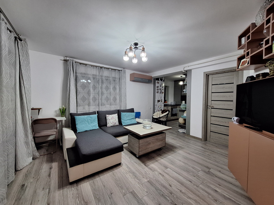 Apartament cu 3 camere, 2 bai, 2 parcari, zona Muzeul Apei