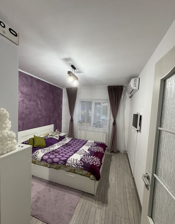 Apartament cu 3 camere, 65 mp, decomandat, 2 bai, balcon, zona Expo Transilvania