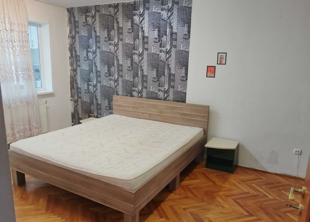 Apartament cu 3 camere, 72 mp, etaj intemediar, zona Bucium