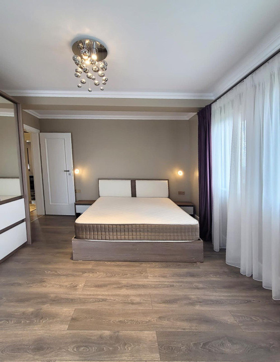 Casa moderna de inchiriat zona Voronet 