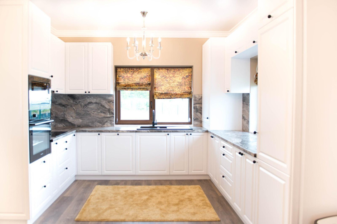 Casa moderna de inchiriat zona Voronet 