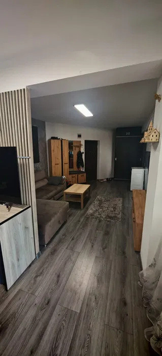 Apartament 2 camere, 50 mp+terasa de 25 mp, etaj intermediar, zona Piata Marasti
