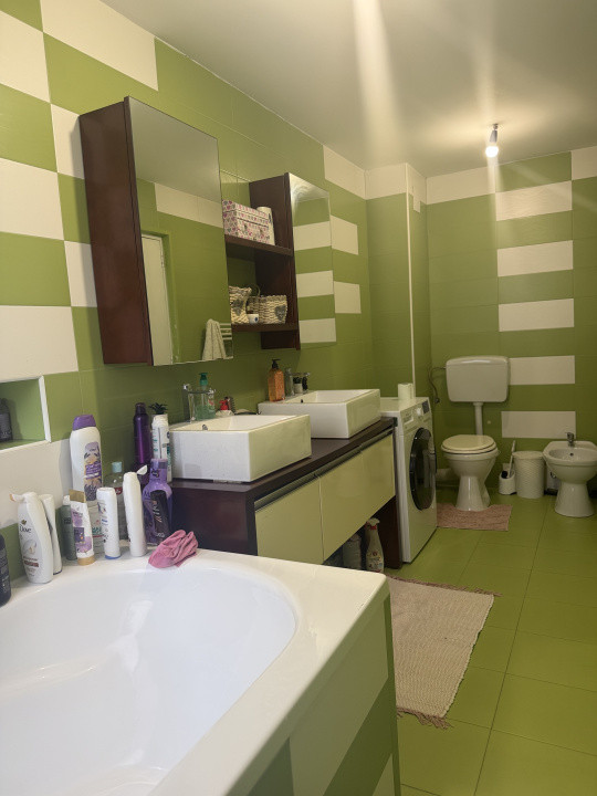 Super pret !Apartament spațios de 69 mp plus doua balcoane