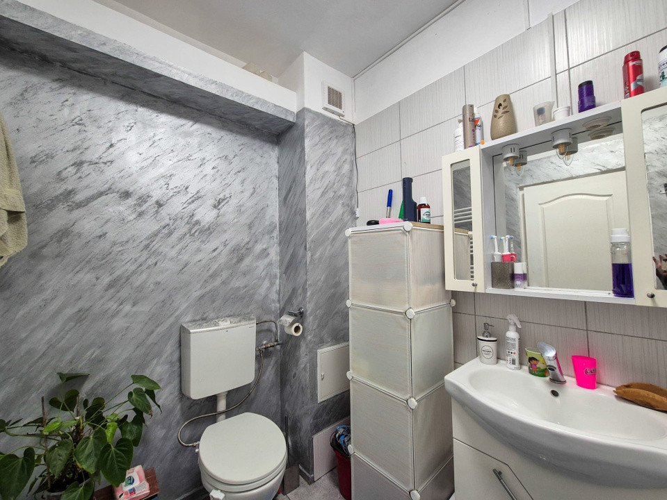 Apartament 2 camere, decomandat, 57mp + terasa 12mp/ zona Eroilor